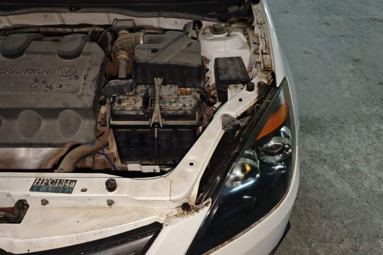 Used CHANGAN Alsvin 2012 Sedan 1.5L Manual Luxury Model Engine Bay Left