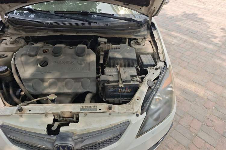 Used CHANGAN Alsvin 2012 Sedan 1.5L Manual Luxury Model Engine Bay Left