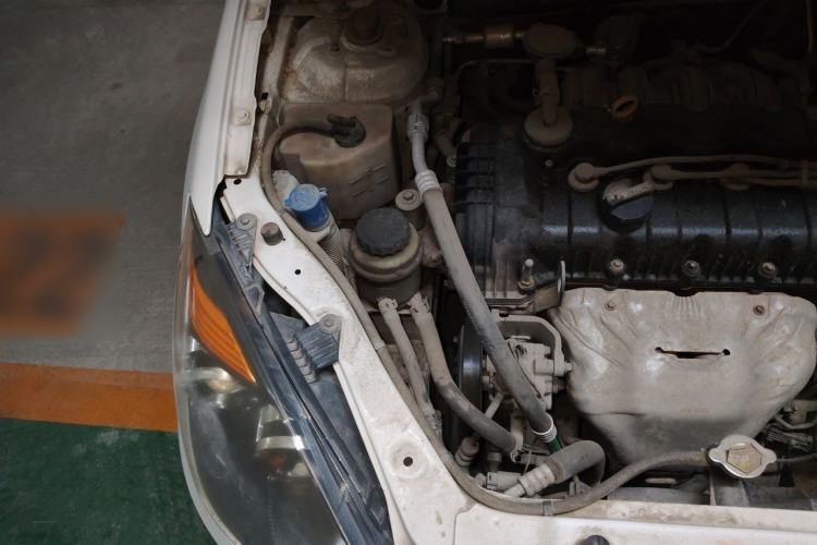 Used CHANGAN Alsvin 2012 Sedan 1.5L Manual Luxury Model Engine Bay Right