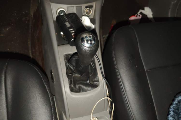 Used CHANGAN Alsvin 2012 Sedan 1.5L Manual Luxury Model Gear Lever