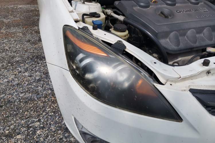 Used CHANGAN Alsvin 2012 Sedan 1.5L Manual Comfort Model Right Front Headlight