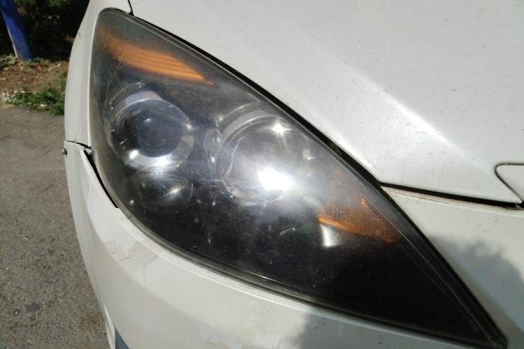 Used CHANGAN Alsvin 2012 Sedan 1.5L Manual Luxury Model Right Front Headlight