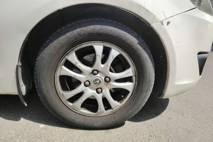 Used CHANGAN Alsvin 2012 Sedan 1.5L Manual Luxury Model Right Front Wheel Hub