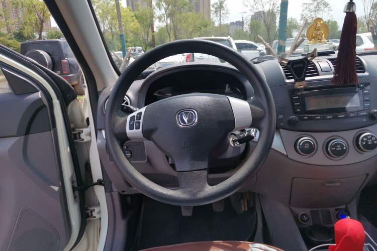 Used CHANGAN Alsvin 2012 Sedan 1.5L Manual Comfort Model Steering Wheel