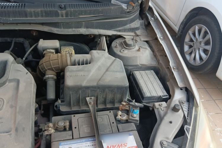 Used CHANGAN Alsvin 2012 Sedan 1.5L Manual Luxury Model Engine Bay Left