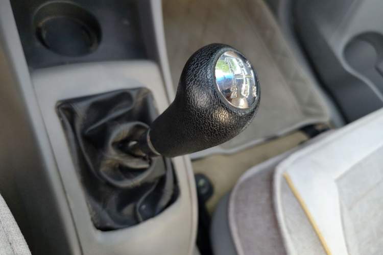Used CHANGAN Alsvin 2012 Sedan 1.5L Manual Luxury Model Gear Lever