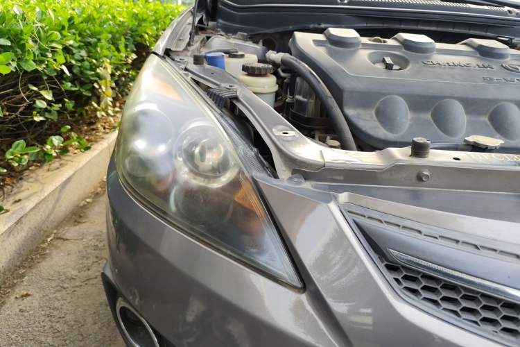 Used CHANGAN Alsvin 2012 Sedan 1.5L Manual Luxury Model Right Front Headlight