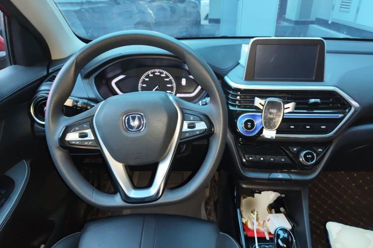 Used CHANGAN Alsvin 2018 1.5L DCT Luxury Model China V Standard Center Console