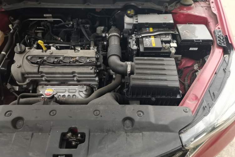 Used CHANGAN Alsvin 2018 1.5L DCT Comfort Version China V Standard Engine Bay Left