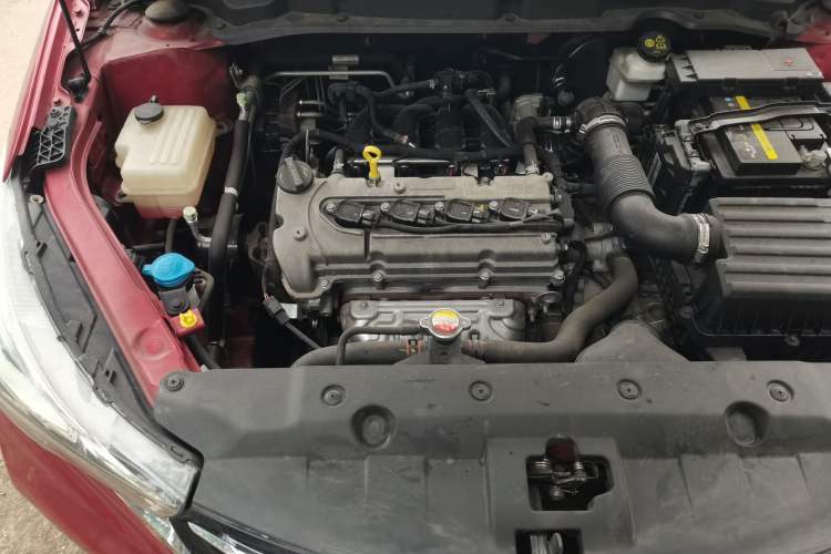 Used CHANGAN Alsvin 2018 1.5L DCT Comfort Version China V Standard Engine Bay Right