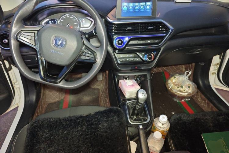 Used CHANGAN Alsvin 2018 1.4L Manual Luxury Model China V Standard Center Console