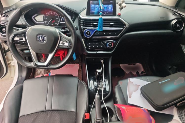 Used CHANGAN Alsvin 2018 1.5L DCT Luxury Model China V Standard Center Console