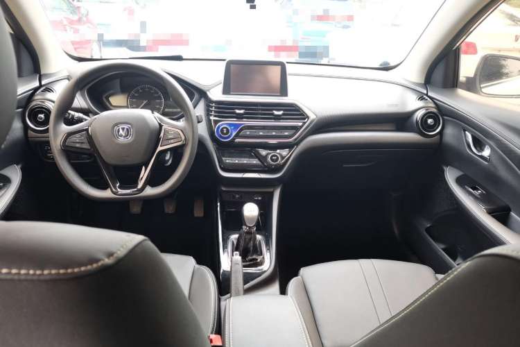 Used CHANGAN Alsvin 2018 1.4L Manual Luxury Model China V Standard Center Console
