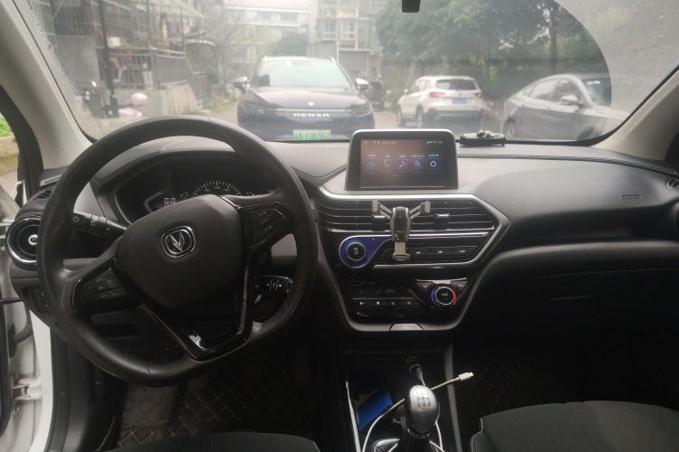Used CHANGAN Alsvin 2018 1.4L Manual Comfort Model China V Standard Center Console