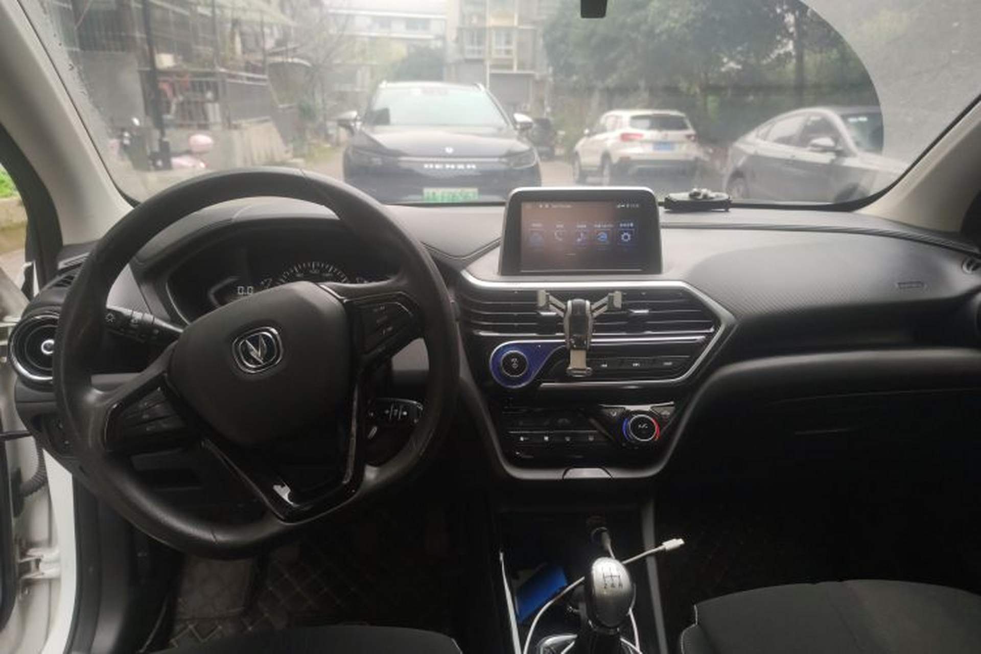 Used CHANGAN Alsvin 2018 1.4L Manual Comfort Model China V Standard Center Console