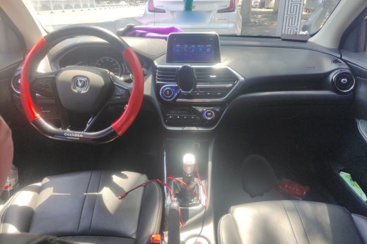 Used CHANGAN Alsvin 2018 1.4L Manual Comfort Model China V Standard Center Console