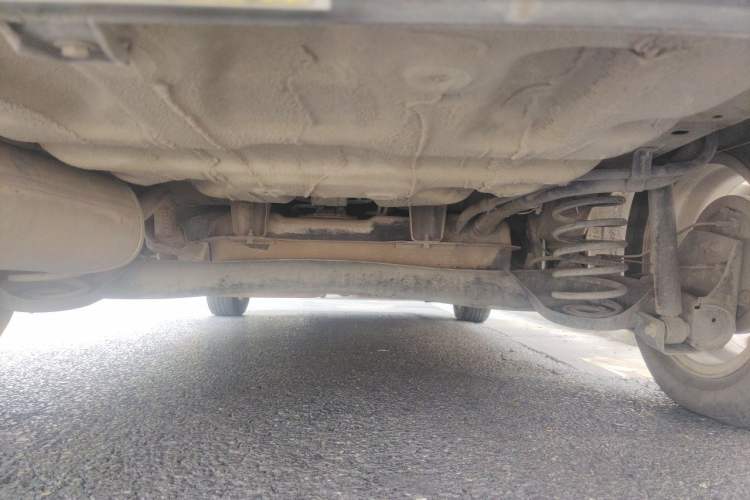 Used CHANGAN Alsvin 2018 1.4L Manual Comfort Model China V Standard Chassis Rear