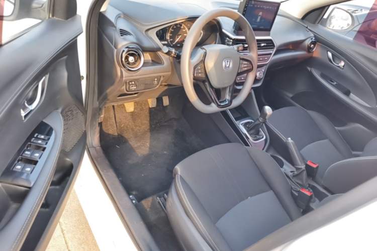 Used CHANGAN Alsvin 2018 1.4L Manual Comfort Model China V Standard Driver Seat