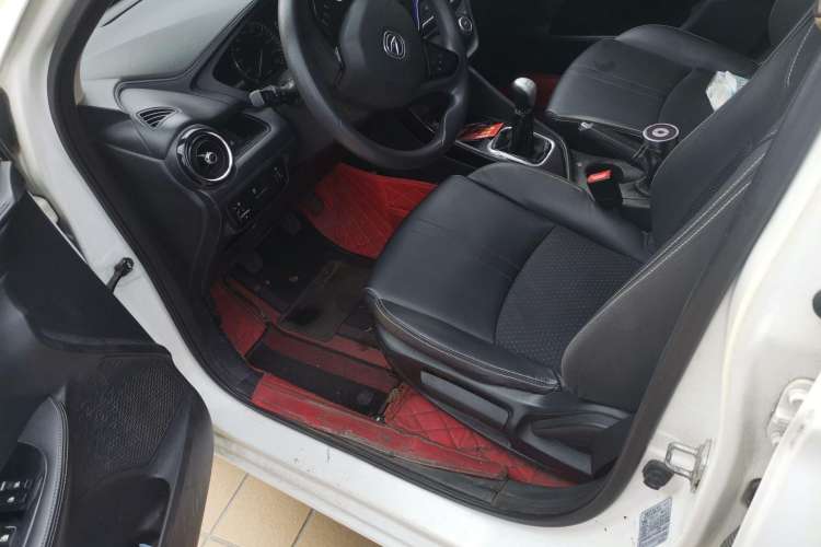 Used CHANGAN Alsvin 2018 1.4L Manual Luxury Model China V Standard Driver Seat