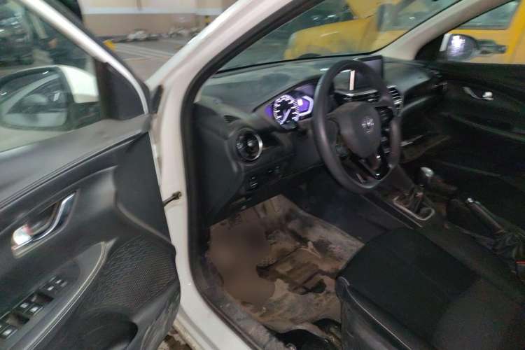 Used CHANGAN Alsvin 2018 1.4L Manual Comfort Model China V Standard Driver Seat