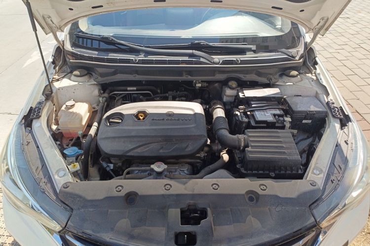 Used CHANGAN Alsvin 2018 1.5L DCT Prestige Model China V Standard Engine Bay