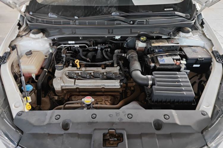 Used CHANGAN Alsvin 2018 1.5L DCT Luxury Model China V Standard Engine Bay