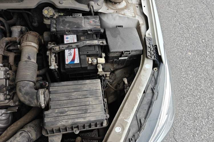 Used CHANGAN Alsvin 2018 1.5L DCT Luxury Model China V Standard Engine Bay Left