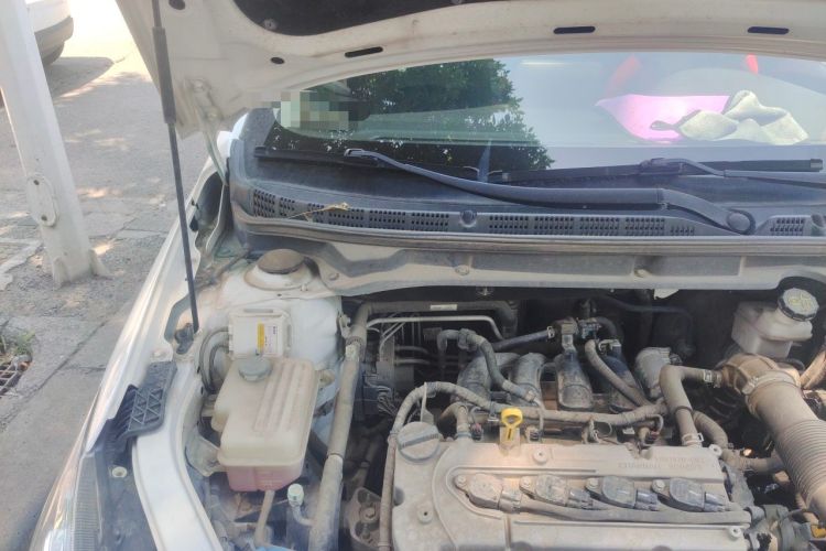 Used CHANGAN Alsvin 2018 1.4L Manual Comfort Model China V Standard Engine Bay Right