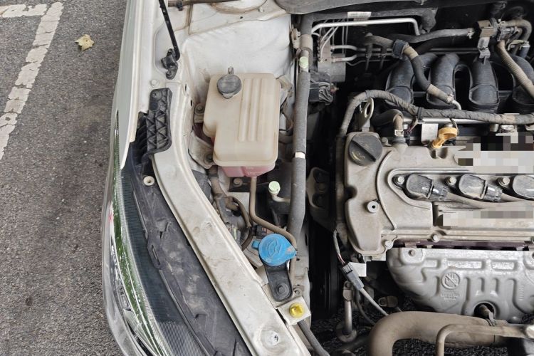 Used CHANGAN Alsvin 2018 1.5L DCT Luxury Model China V Standard Engine Bay Right