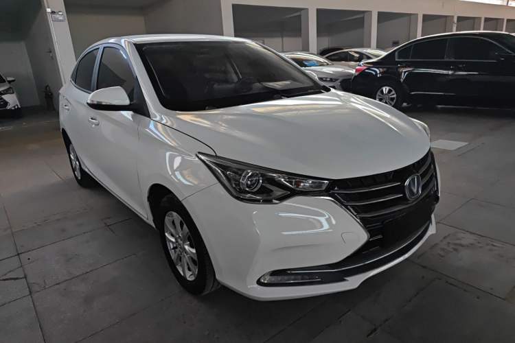 Used CHANGAN Alsvin 2018 1.5L DCT Luxury Model China V Standard Exterior 2