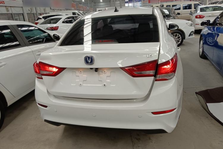 Used CHANGAN Alsvin 2018 1.4L Manual Luxury Model China V Standard Exterior 4