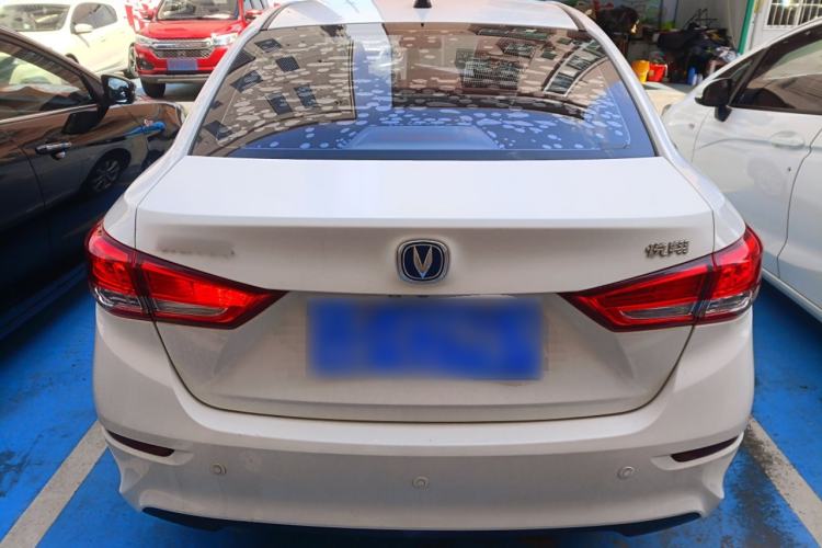 Used CHANGAN Alsvin 2018 1.5L DCT Luxury Model China V Standard Exterior 4