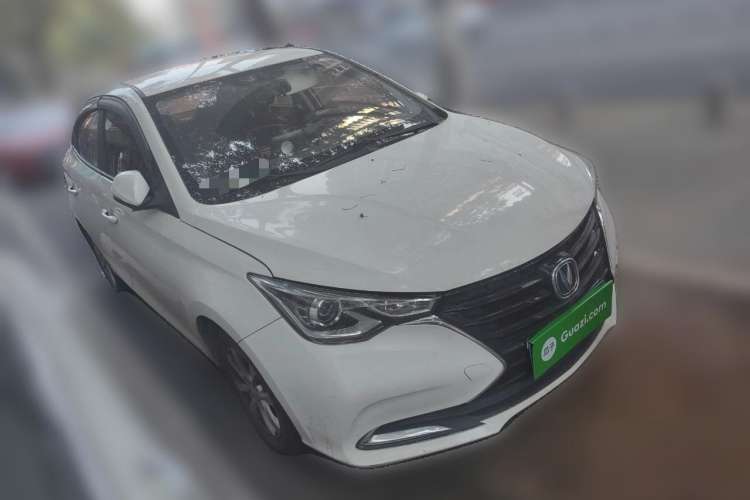 Used CHANGAN Alsvin 2018 1.4L Manual Comfort Model China V Standard Front Right 45 Deg