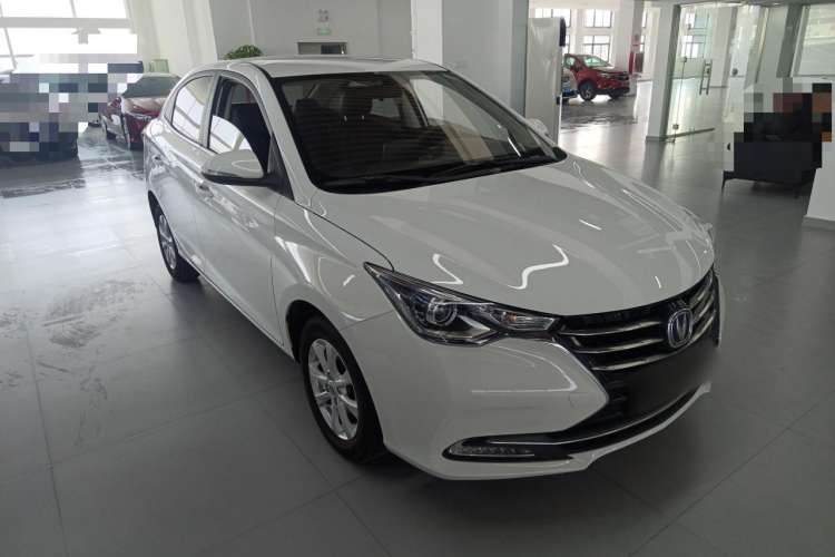 Used CHANGAN Alsvin 2018 1.4L Manual Luxury Model China V Standard Front Right 45 Deg