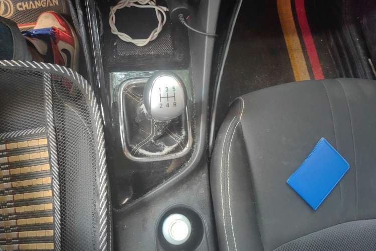 Used CHANGAN Alsvin 2018 1.4L Manual Comfort Model China V Standard Gear Lever