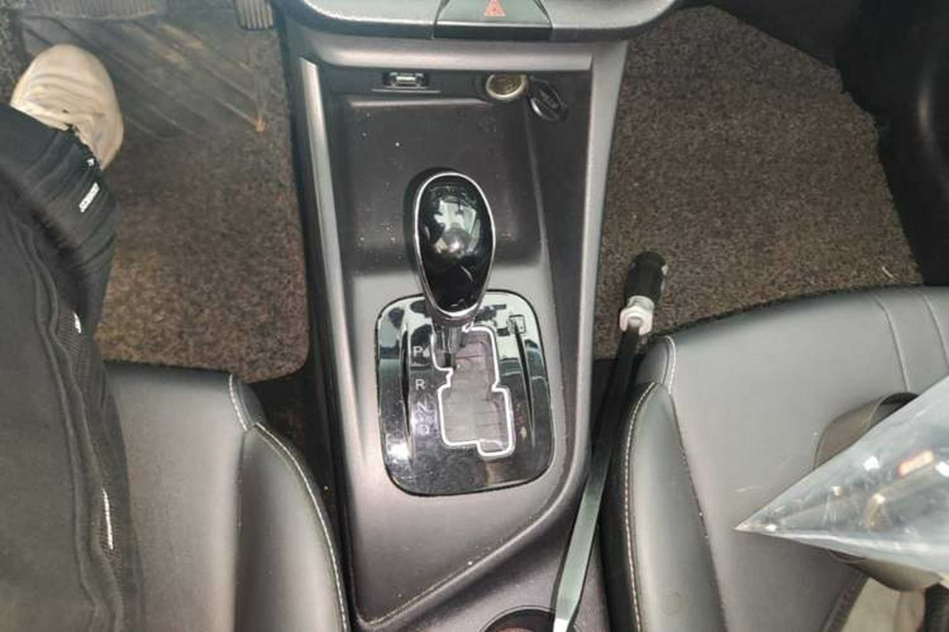 Used CHANGAN Alsvin 2018 1.5L DCT Comfort Version China V Standard Gear Lever