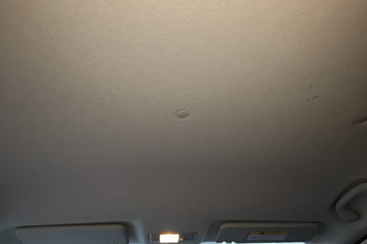 Used CHANGAN Alsvin 2018 1.5L DCT Luxury Model China V Standard Headliner