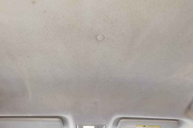 Used CHANGAN Alsvin 2018 1.4L Manual Comfort Model China V Standard Headliner