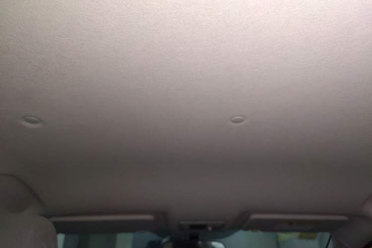 Used CHANGAN Alsvin 2018 1.4L Manual Comfort Model China V Standard Headliner