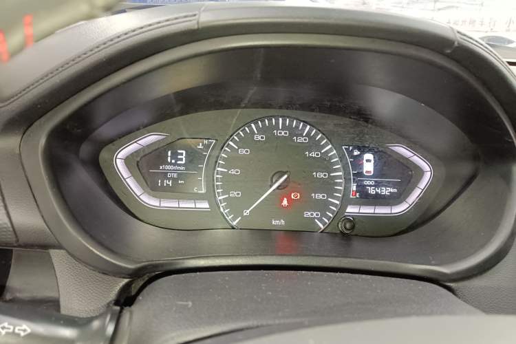 Used CHANGAN Alsvin 2018 1.4L Manual Luxury Model China V Standard Instrument Cluster