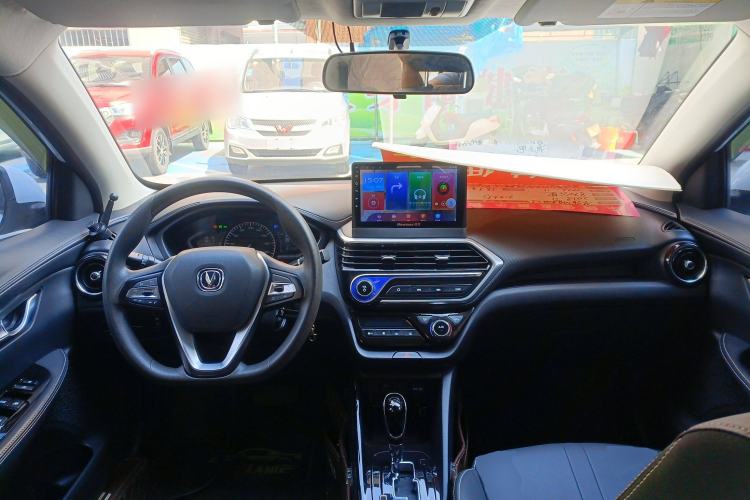 Used CHANGAN Alsvin 2018 1.5L DCT Luxury Model China V Standard Interior 2