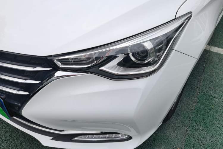 Used CHANGAN Alsvin 2018 1.4L Manual Luxury Model China V Standard Left Front Headlight