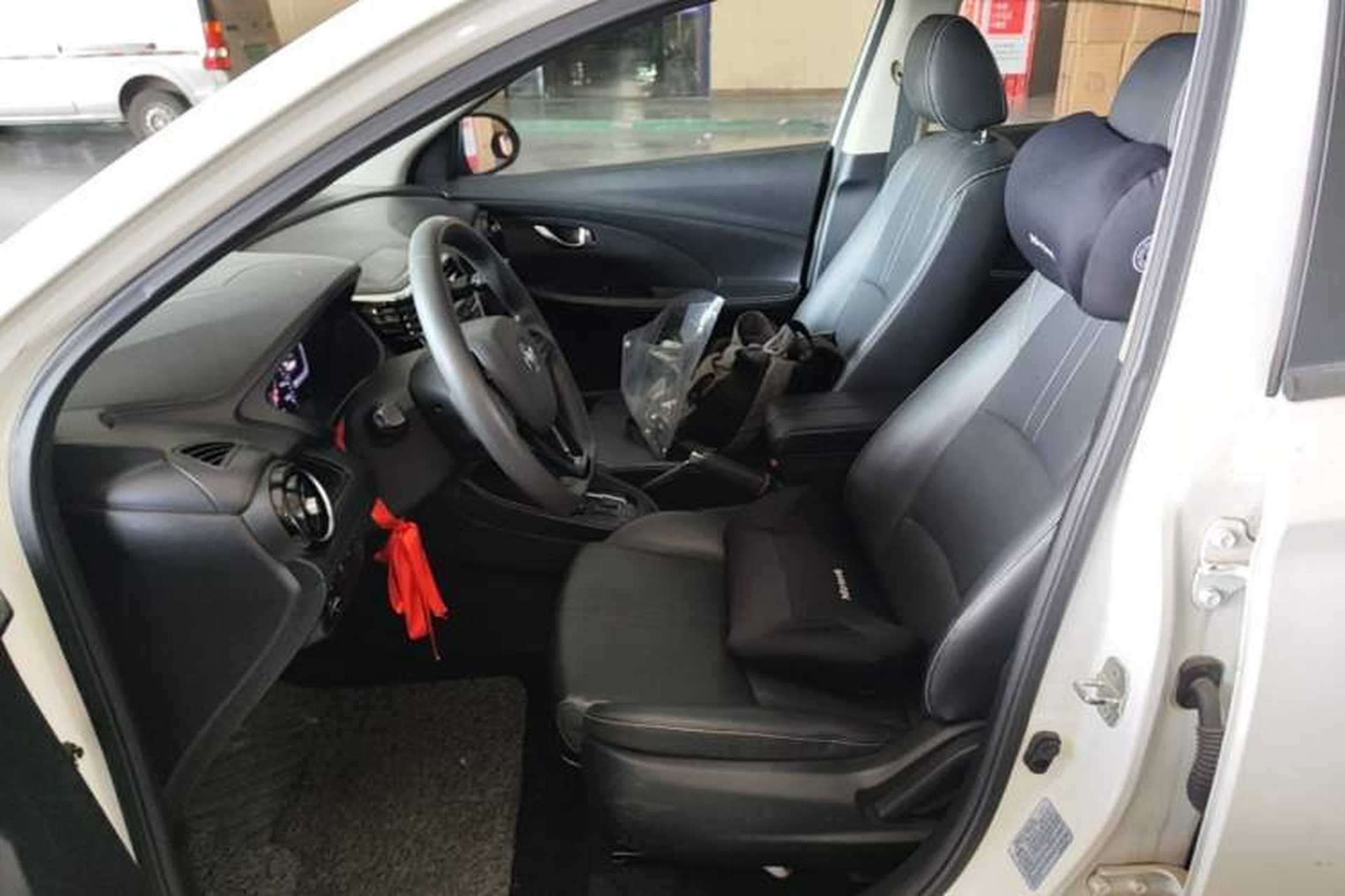 Used CHANGAN Alsvin 2018 1.5L DCT Comfort Version China V Standard Left Front Seat
