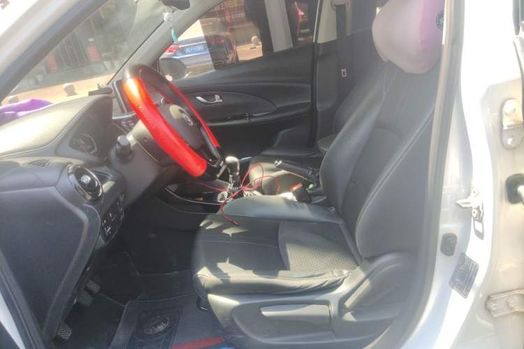Used CHANGAN Alsvin 2018 1.4L Manual Comfort Model China V Standard Left Front Seat