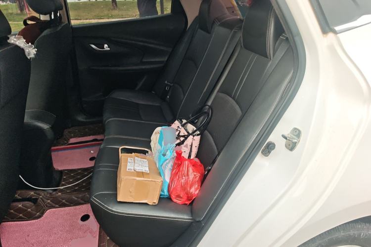 Used CHANGAN Alsvin 2018 1.5L DCT Luxury Model China V Standard Left Rear Seat