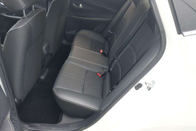 Used CHANGAN Alsvin 2018 1.4L Manual Luxury Model China V Standard Left Rear Seat