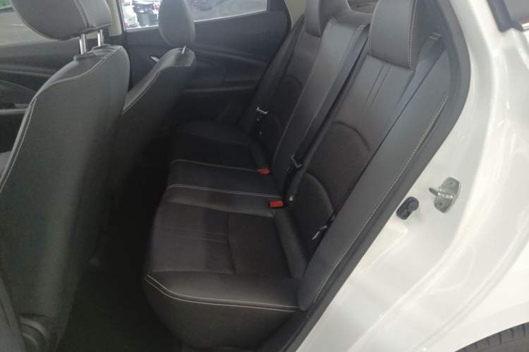 Used CHANGAN Alsvin 2018 1.4L Manual Luxury Model China V Standard Left Rear Seat