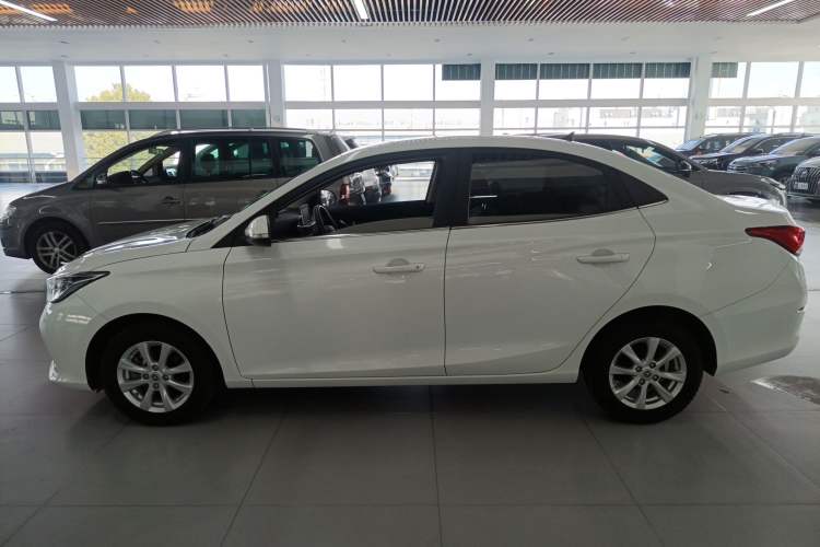 Used CHANGAN Alsvin 2018 1.4L Manual Luxury Model China V Standard Left Side