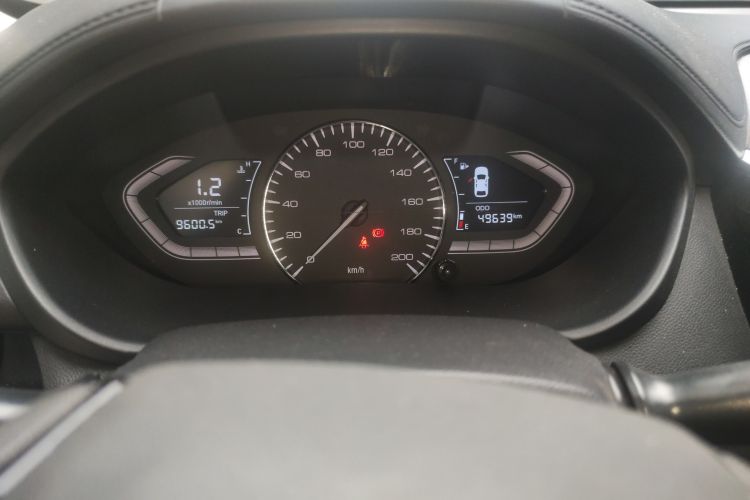 Used CHANGAN Alsvin 2018 1.4L Manual Comfort Model China V Standard Odometer Close Up