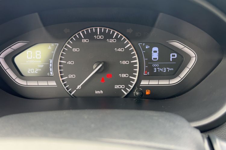 Used CHANGAN Alsvin 2018 1.5L DCT Luxury Model China V Standard Odometer Close Up